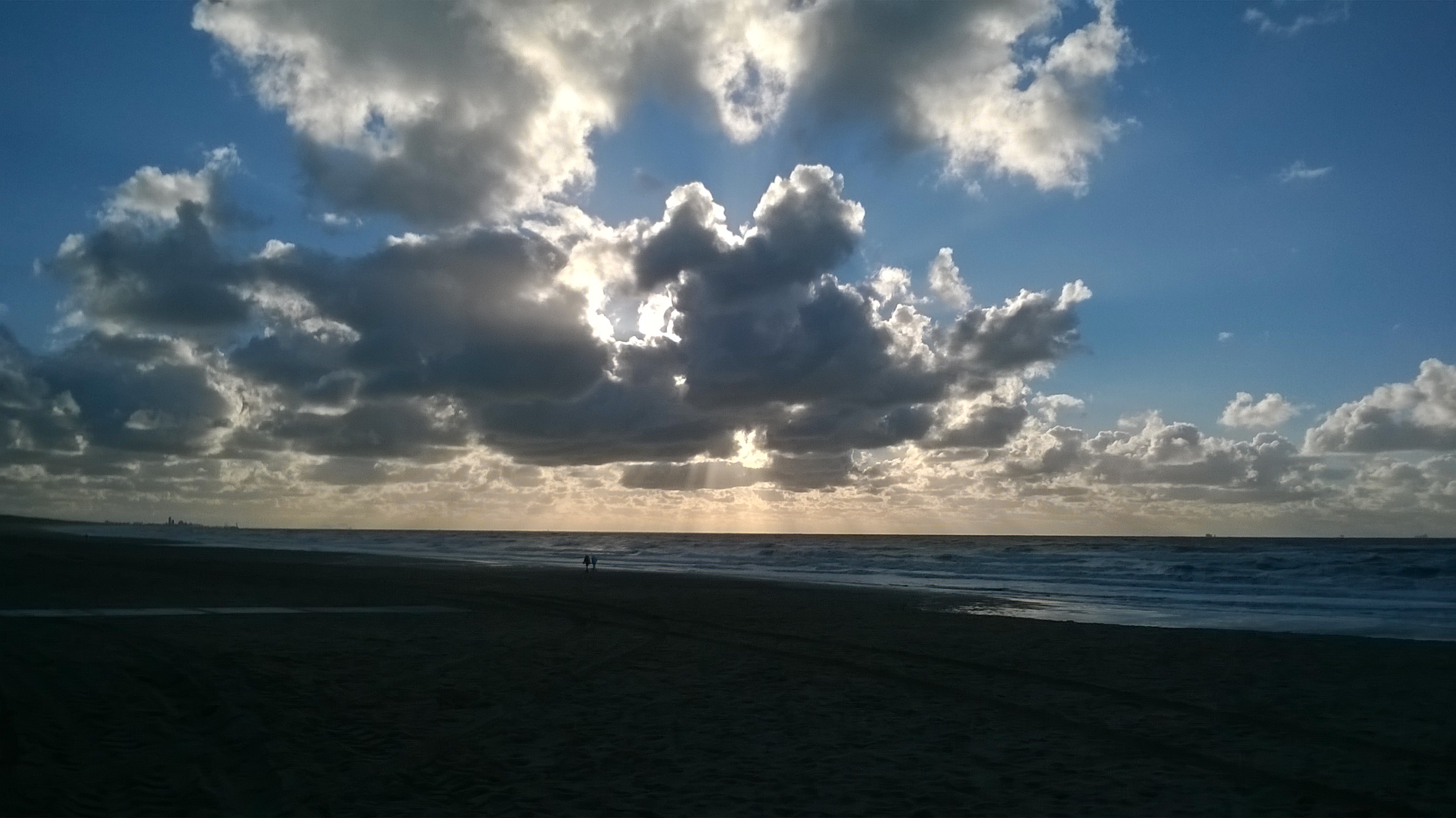 Herrliches Herbstwetter am Strand von Katwijk